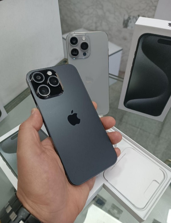 طرح ایفون 16 پرومکس